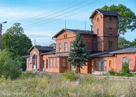 Stacja kolejowa Szczytna